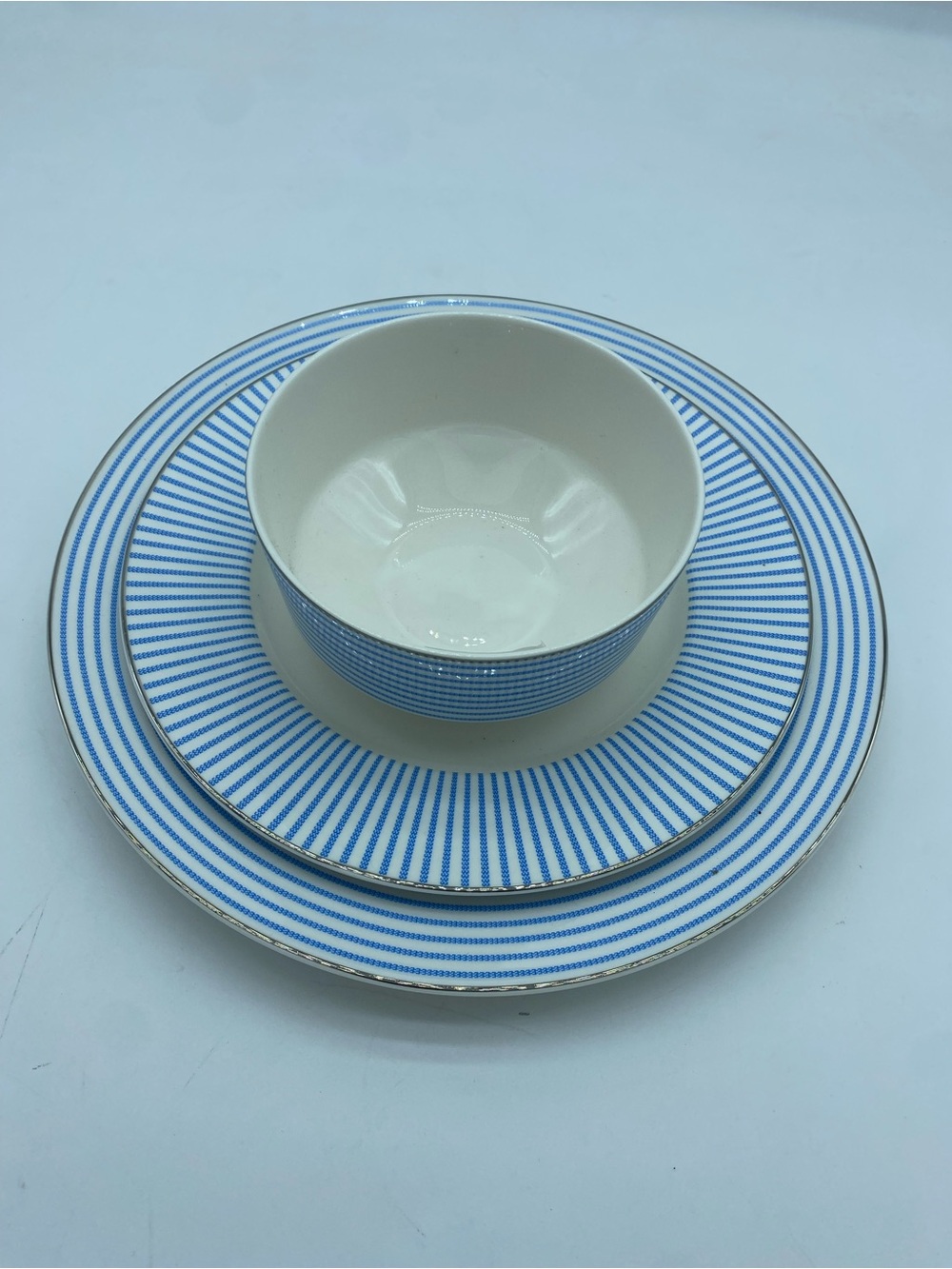 kate spade Laurel White and Blue seesucker Stripe 3pc  Dinnerware Set by Lenox